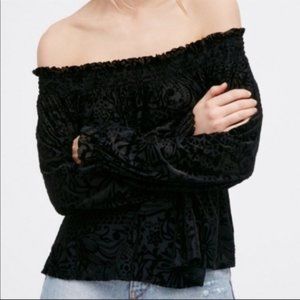 Free People - Black off the Shoulder Top